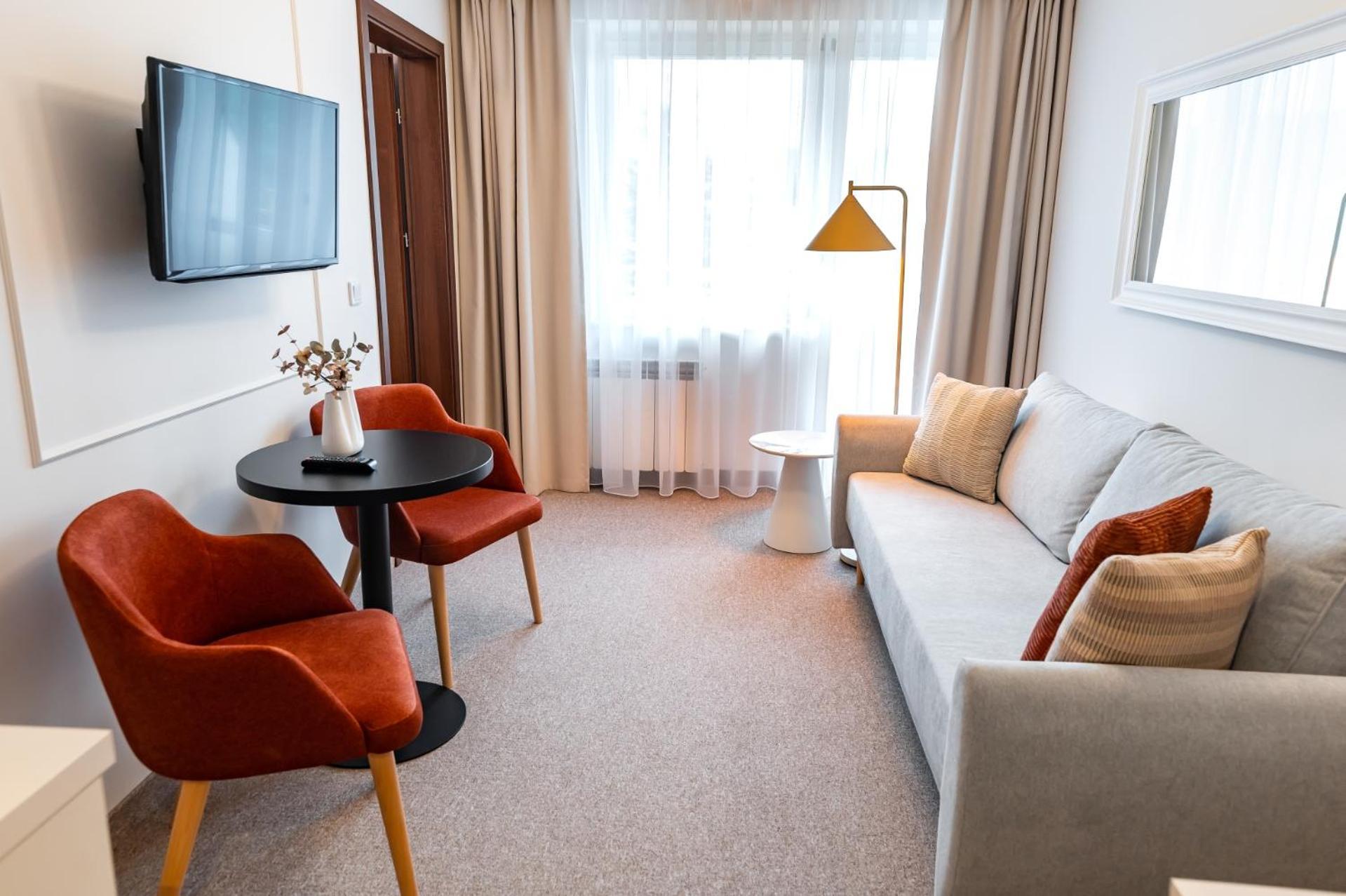 Osrodek Szkoleniowo Wypoczynkowy Galicya Hotel กรินีซา ดรอยจ์ ภายนอก รูปภาพ