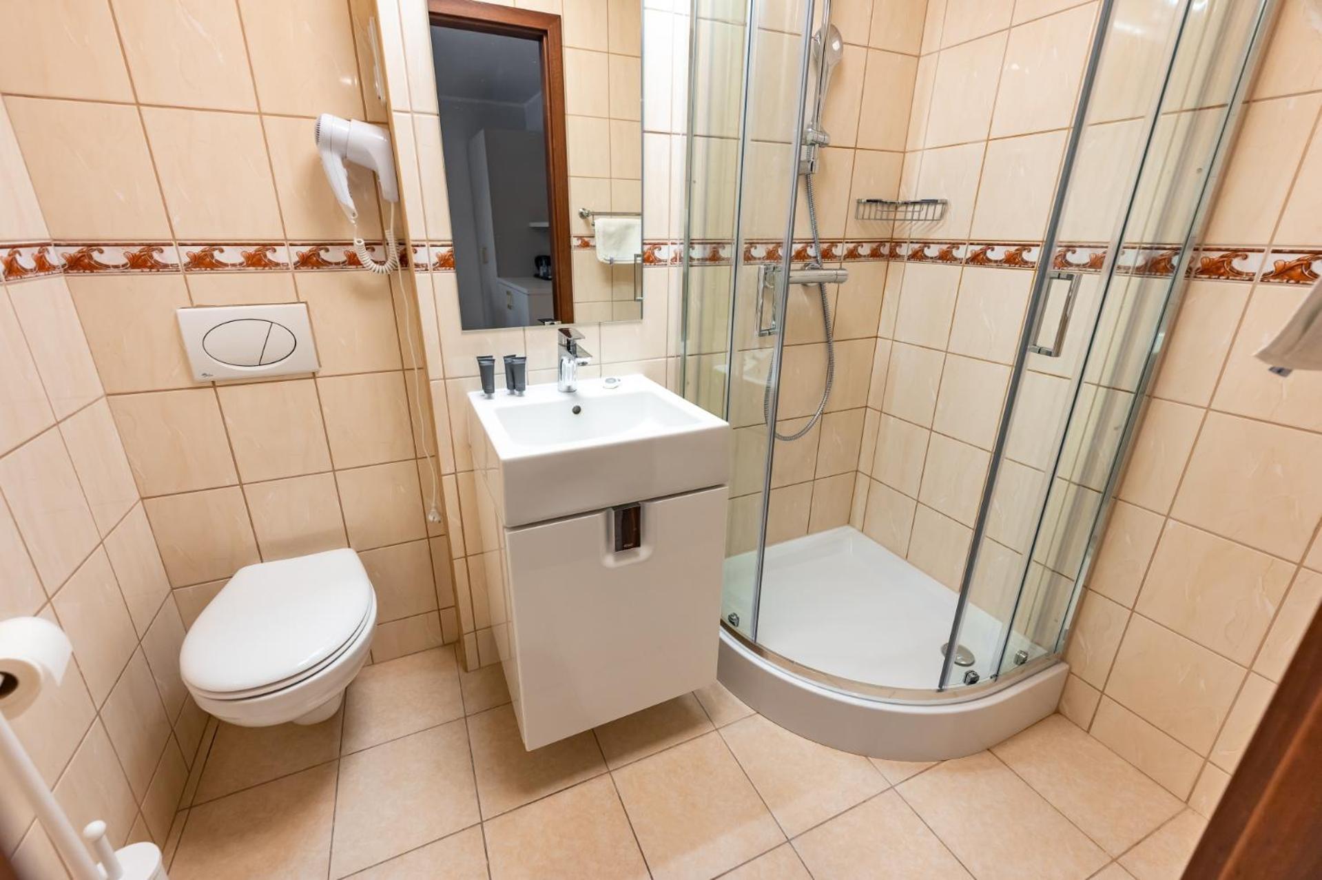 Osrodek Szkoleniowo Wypoczynkowy Galicya Hotel กรินีซา ดรอยจ์ ภายนอก รูปภาพ